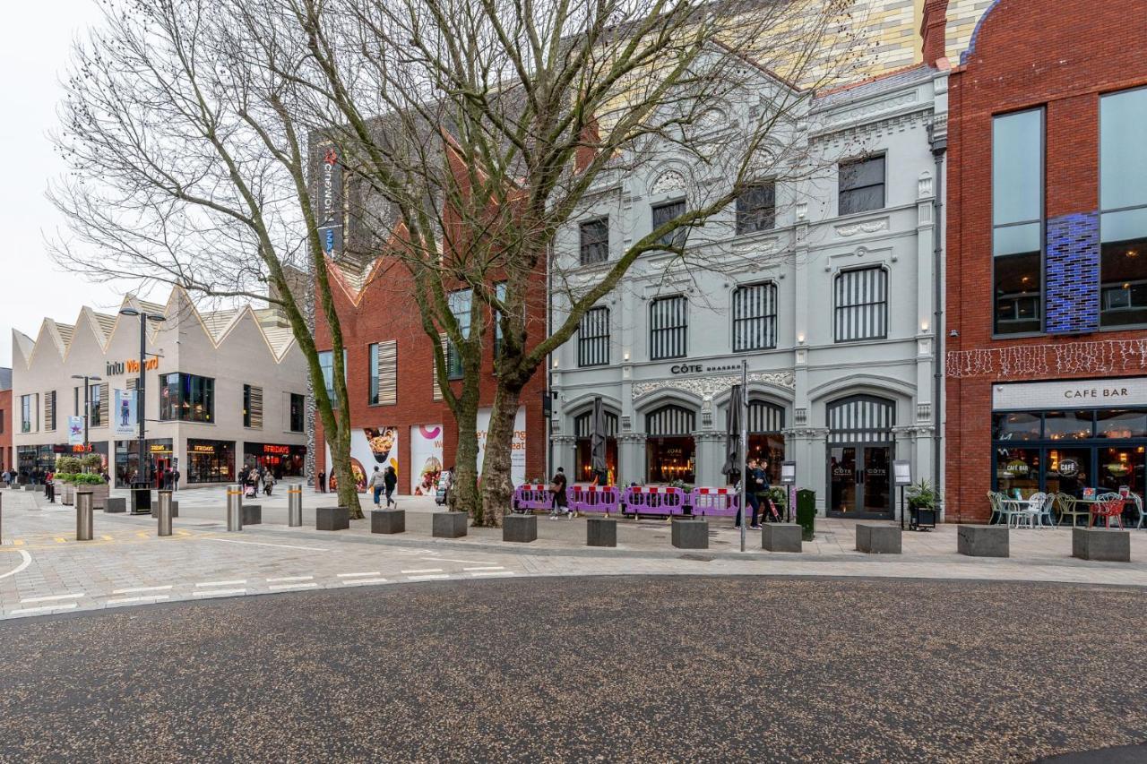 Watford Town Centre, Serviced One Bed Flat With Choice Of King Or Twin Beds, Sleeps Up To 4 Sharing, Free Wifi And Free Movies Londres Extérieur photo